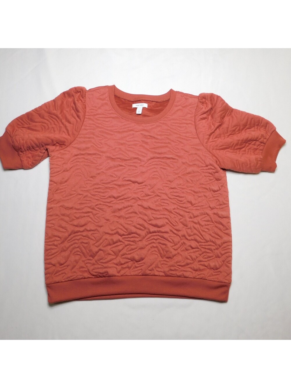 Nine West Quilted Short Sleeve Sweatshirt Women's Medium M Terracotta Puff Top